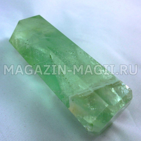 Кристалл нефрит